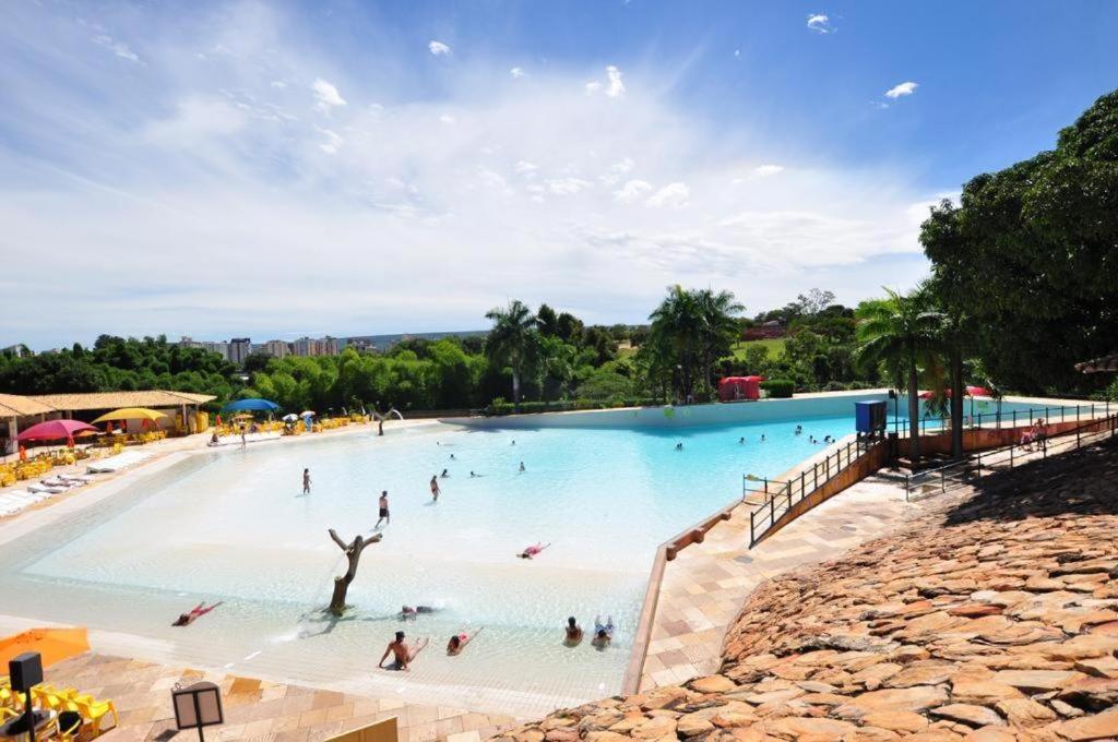 Piazza Diroma - Cortesia Park Diroma, Splash E Slide Caldas Novas Exterior photo