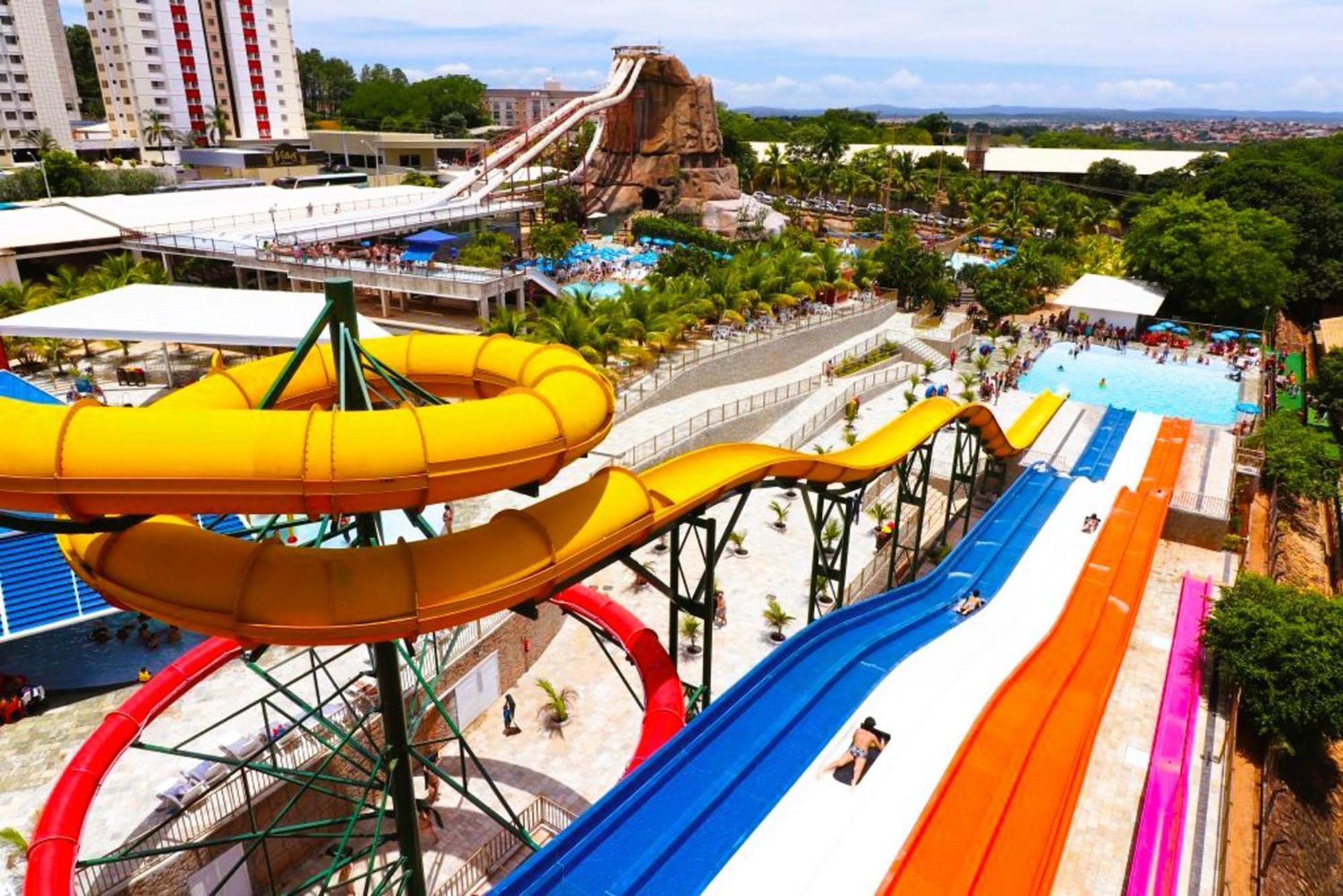 Piazza Diroma - Cortesia Park Diroma, Splash E Slide Caldas Novas Exterior photo