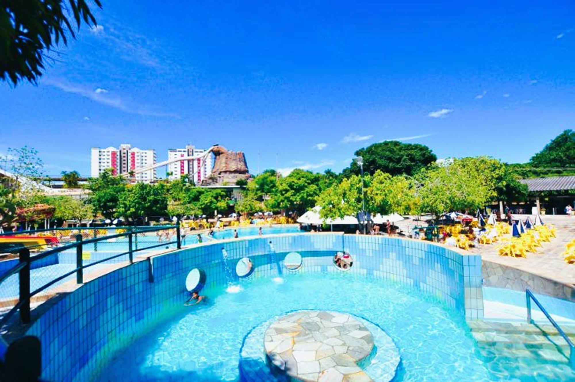 Piazza Diroma - Cortesia Park Diroma, Splash E Slide Caldas Novas Exterior photo