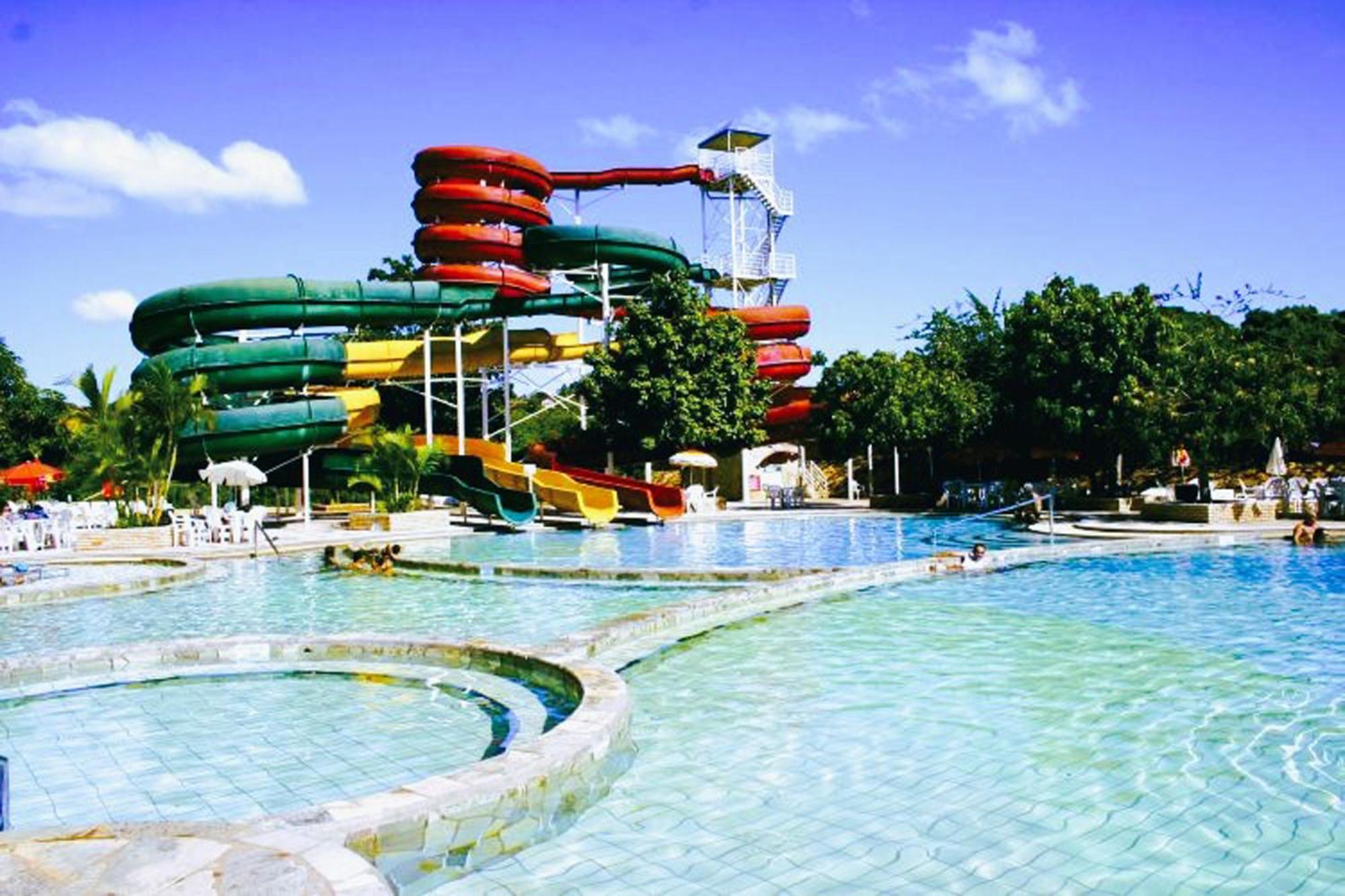 Piazza Diroma - Cortesia Park Diroma, Splash E Slide Caldas Novas Exterior photo